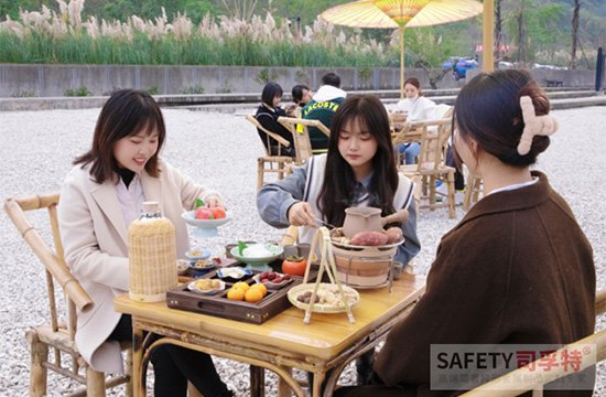 圍爐煮茶：茶是關鍵，這兩類茶不適合煮[圍爐茶桌，自制圍爐]