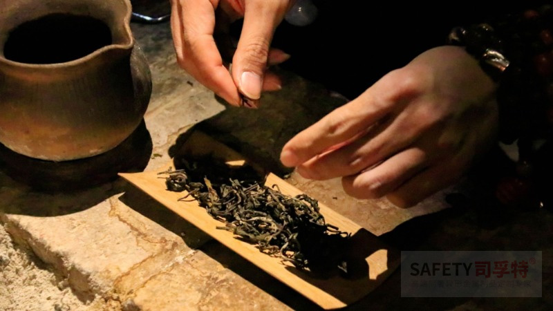 從“火塘烤茶”到“圍爐煮茶”，傳承中華茶文化 [精制鋼圍爐茶桌|炭火爐](圖2)