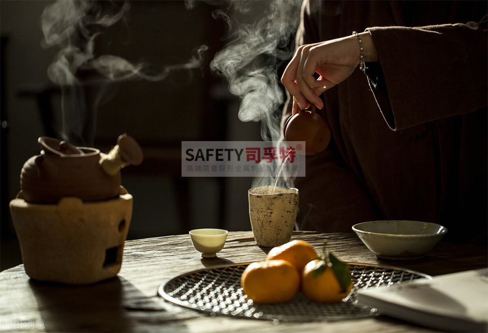 圍爐煮茶刷屏，一起來(lái)感受古詩(shī)詞中的茶風(fēng)茶韻「圍爐茶桌，炭火爐」(圖2)